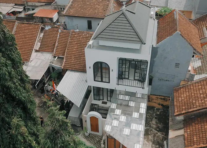 Villa Sari Buana