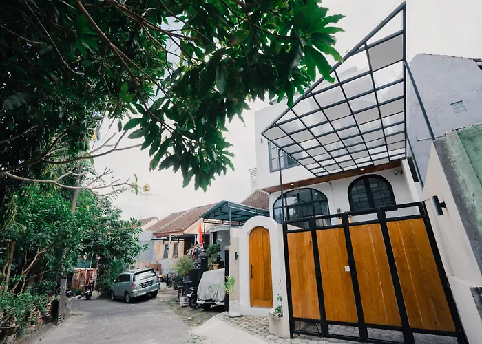 Sari Buana